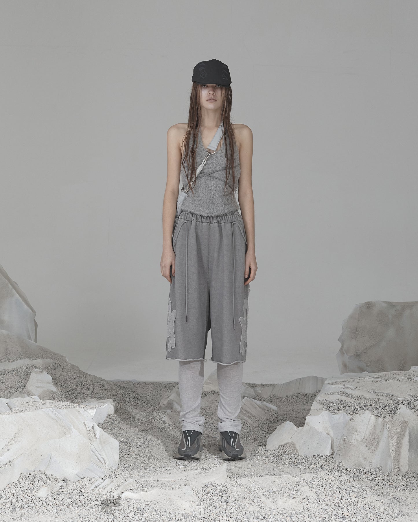 Side pocket halter knit grey