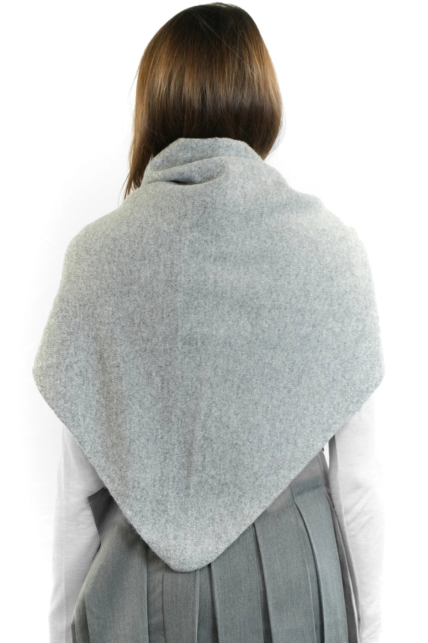 Light grey knit drape scarf
