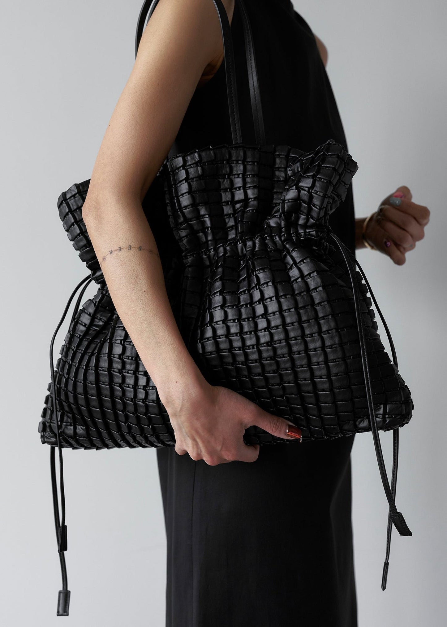 Square Embossed Bag Big Tote Black