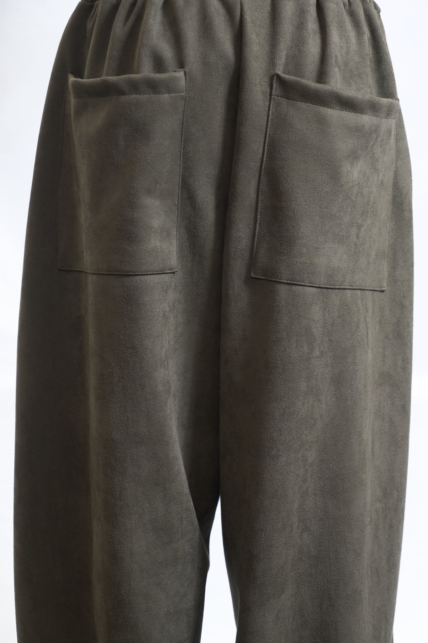 Suede Touch Relaxed Pants Olive