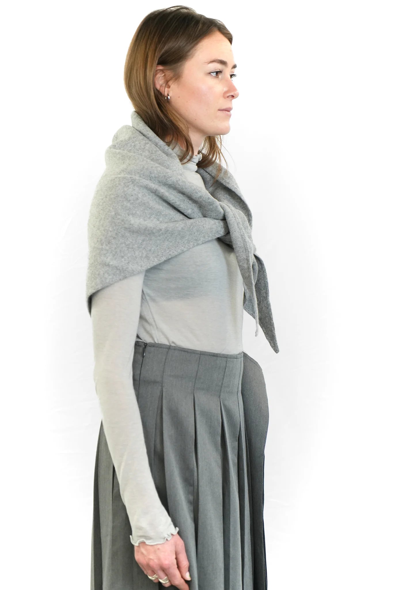 Light grey knit drape scarf