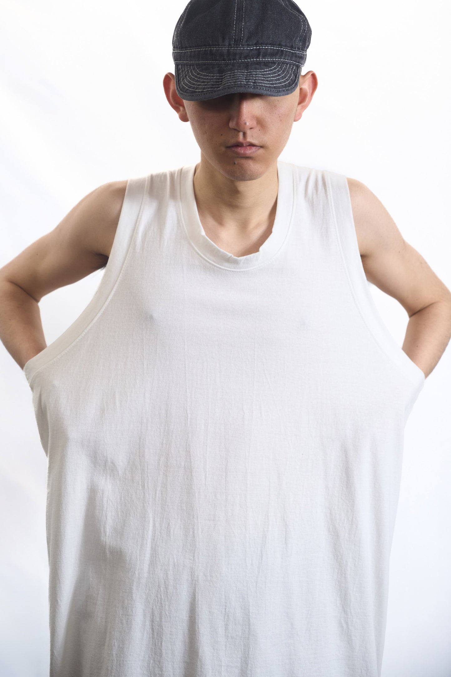 Slight Drop Tank White