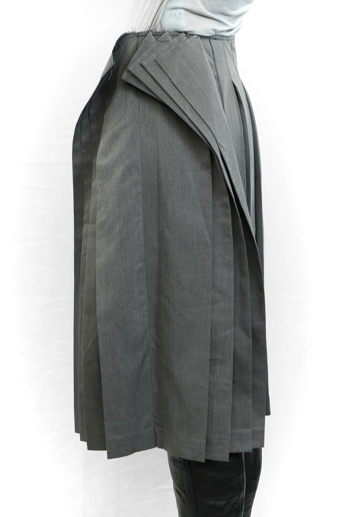 Grey asymmetric pleated skirt