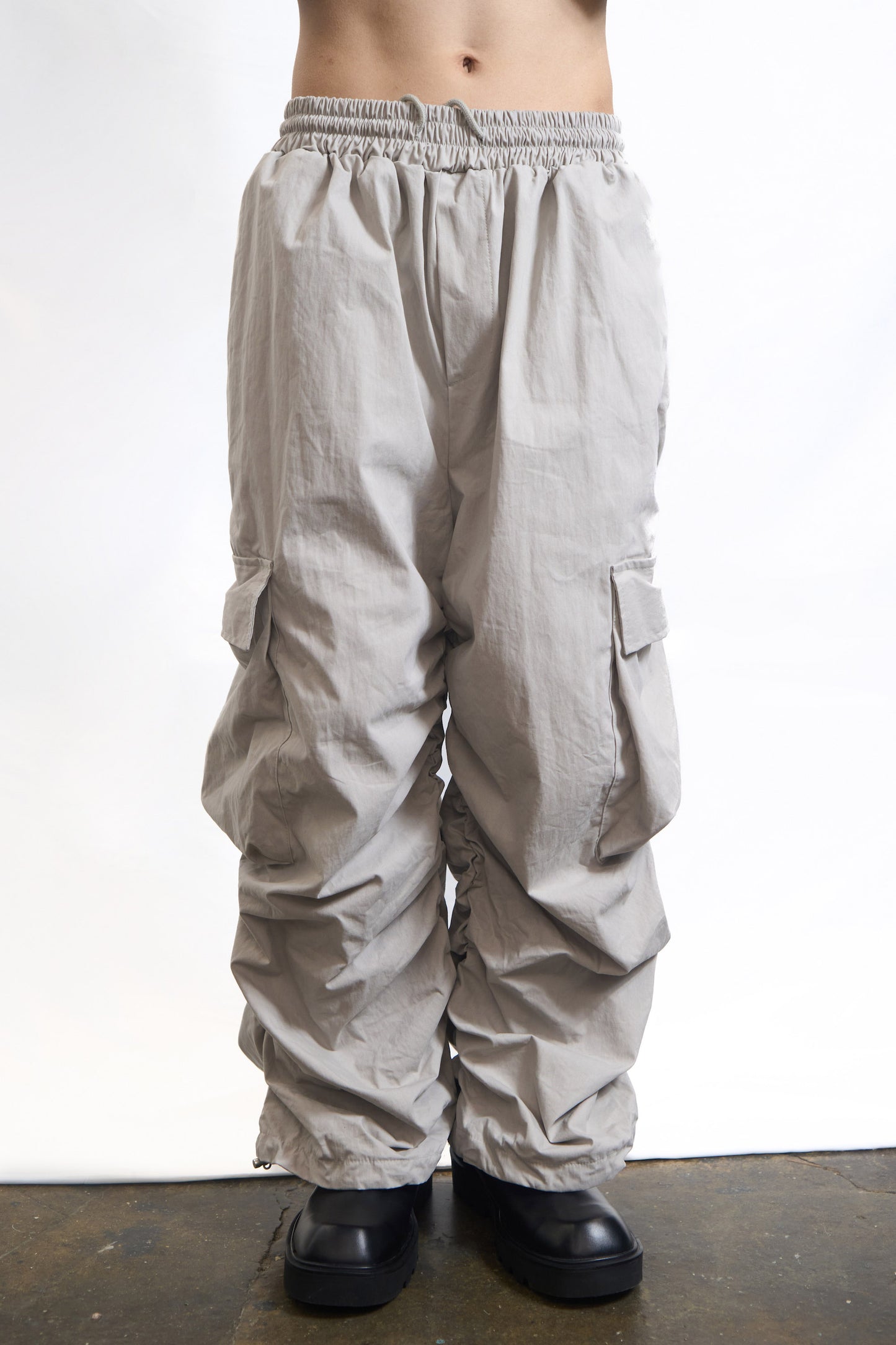 Gathered Cargo Pants Stone Grey