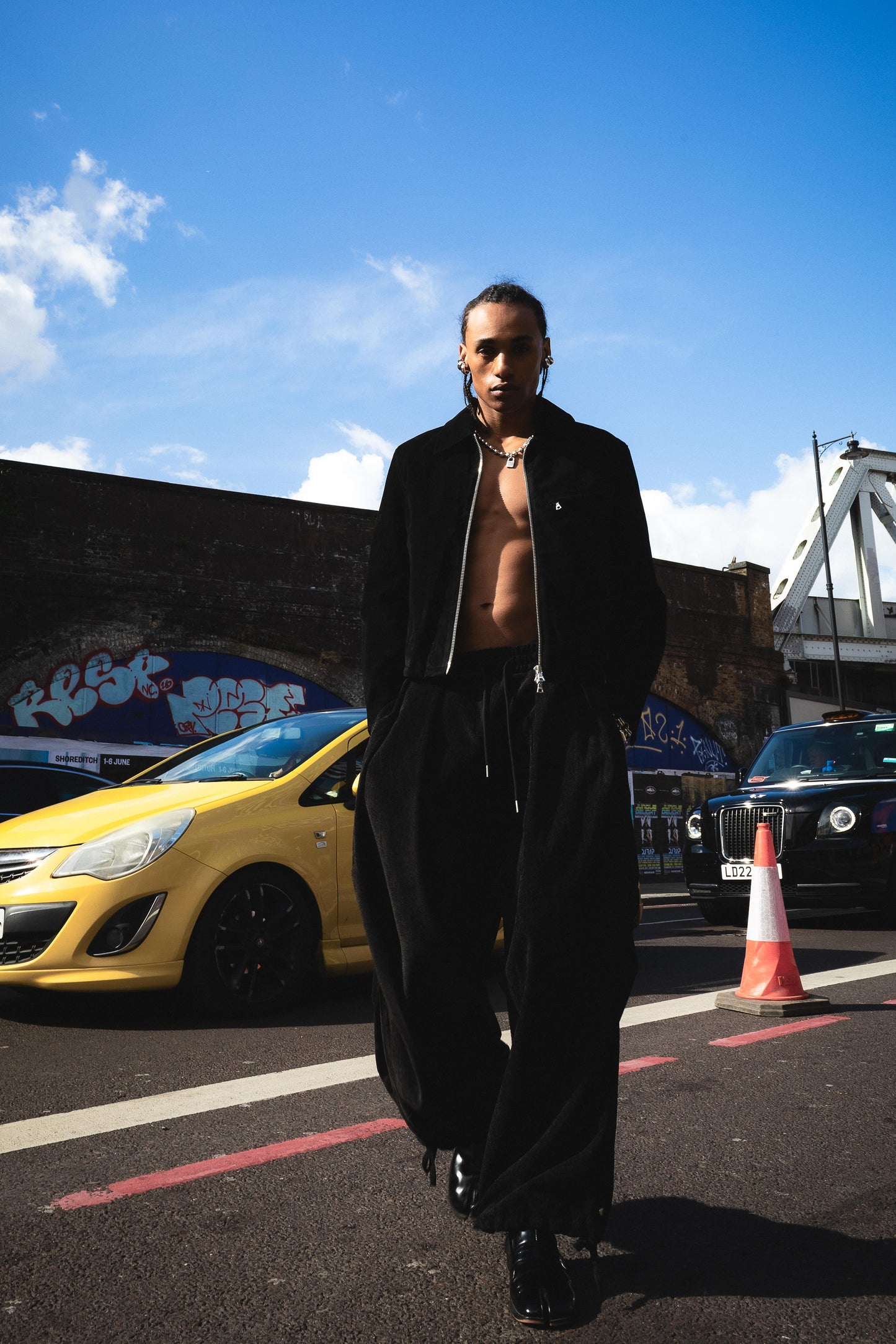 Drawstring hem balloon trousers black