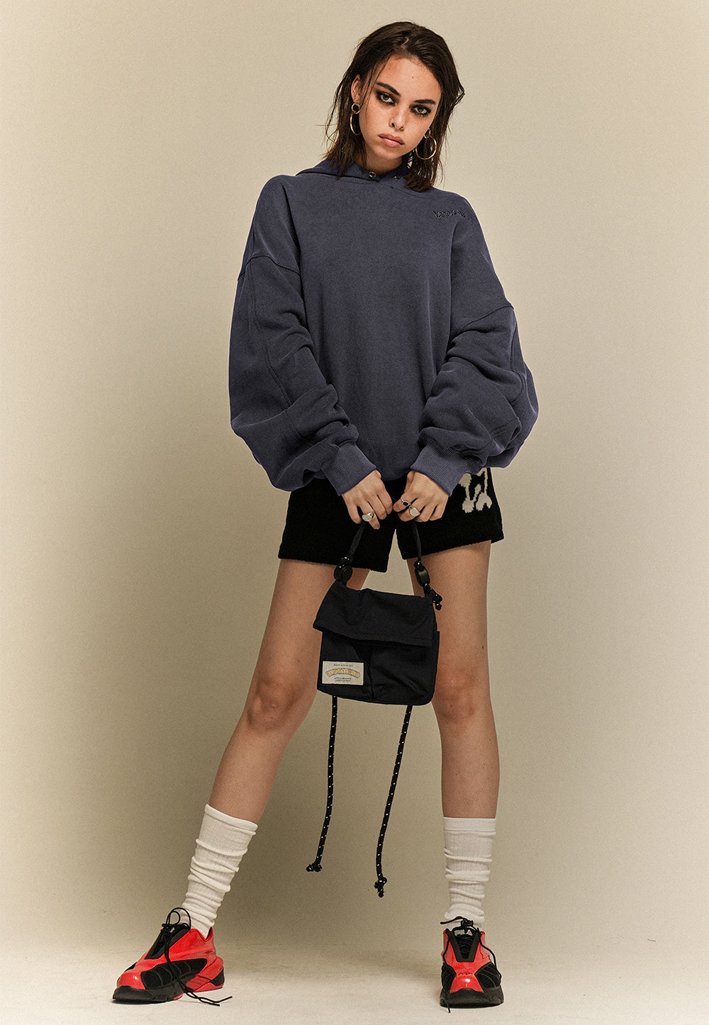 Oblique line hood dusty purple