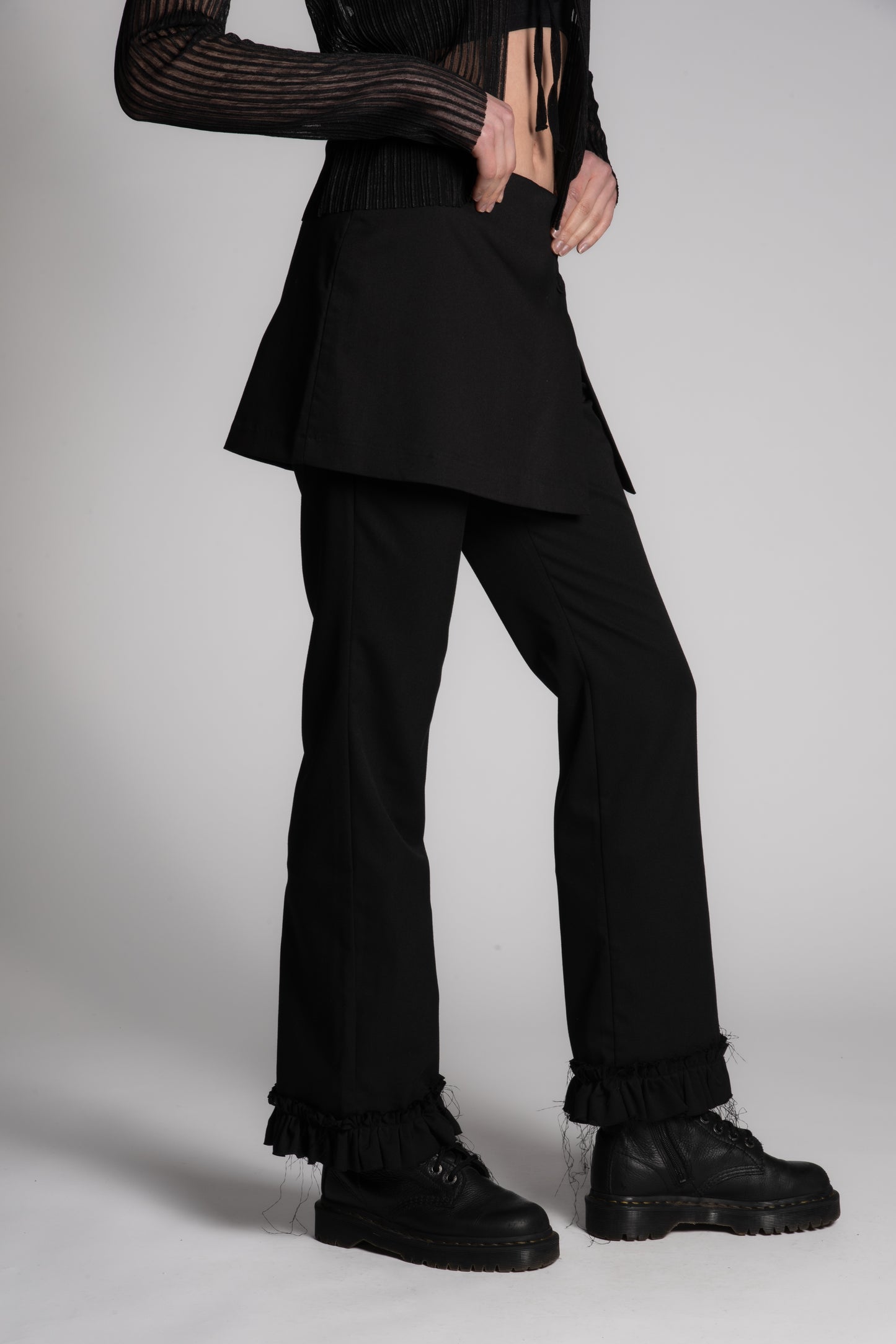 Black mini skirt layered pants frilled
