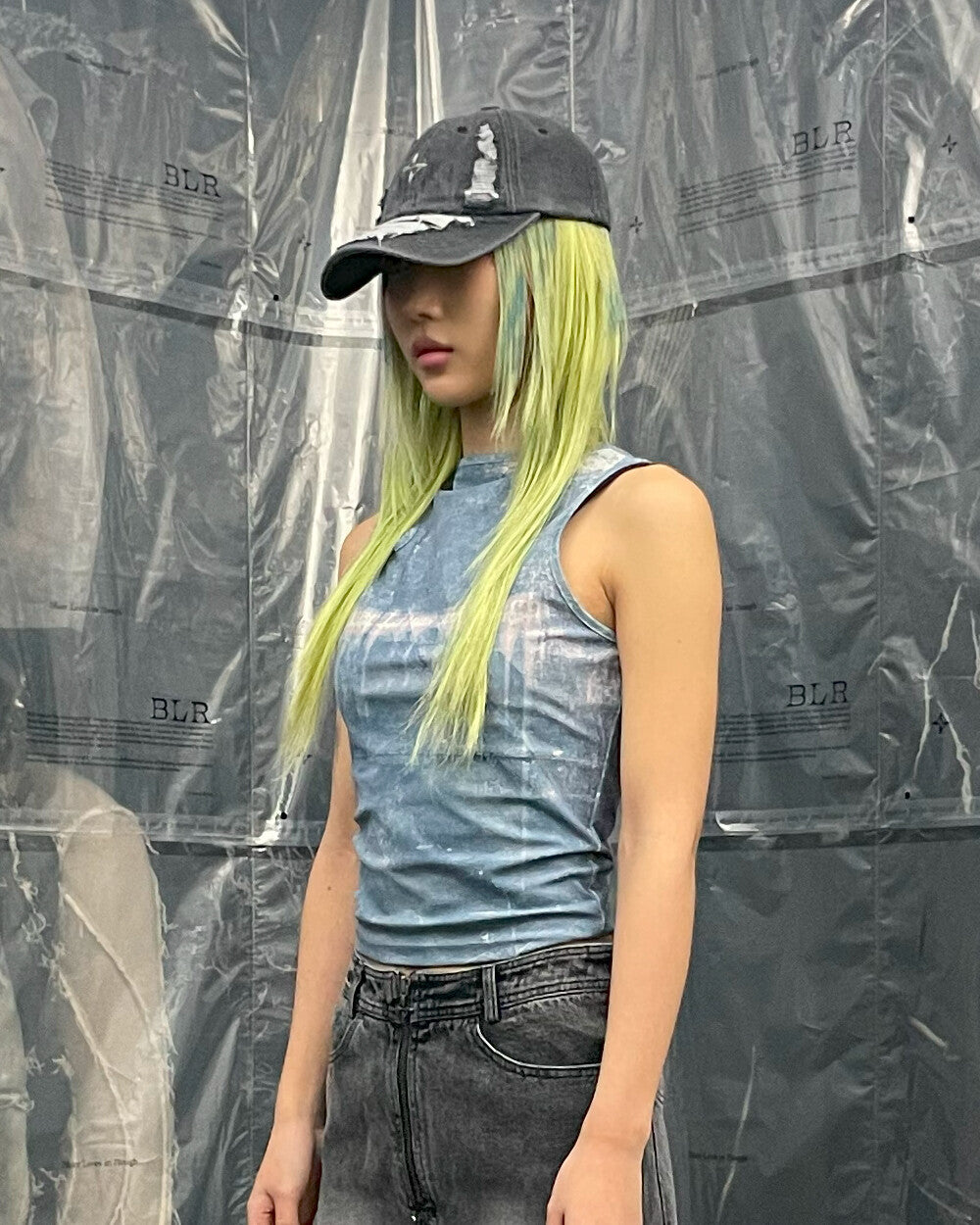 Grunge denim cap black & white