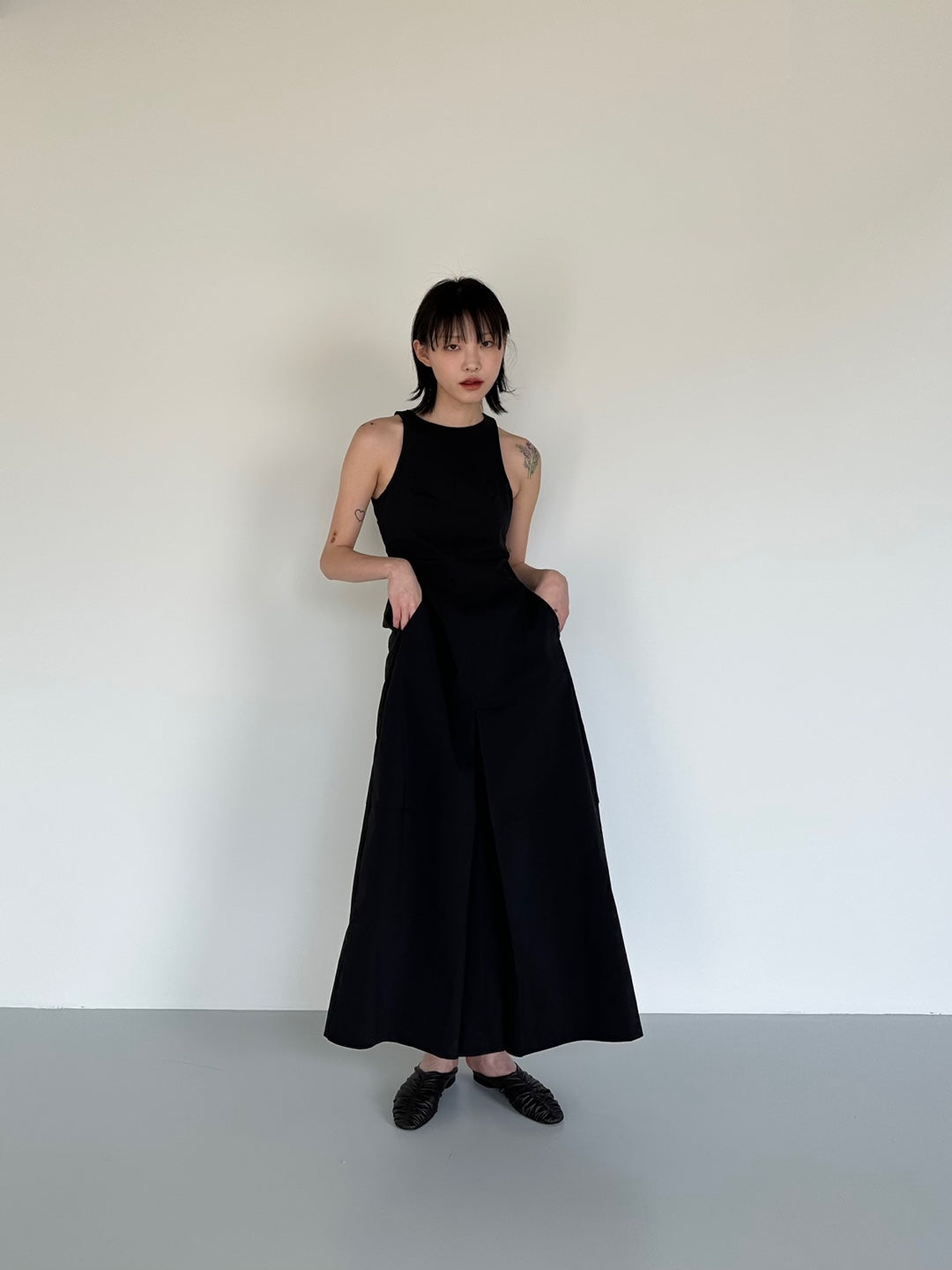 Minimal dress
