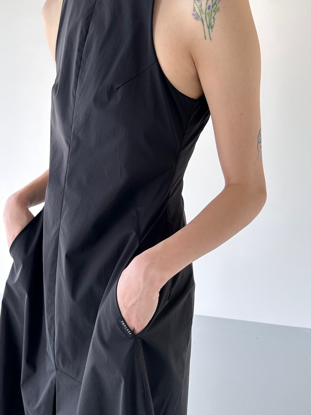 Minimal dress