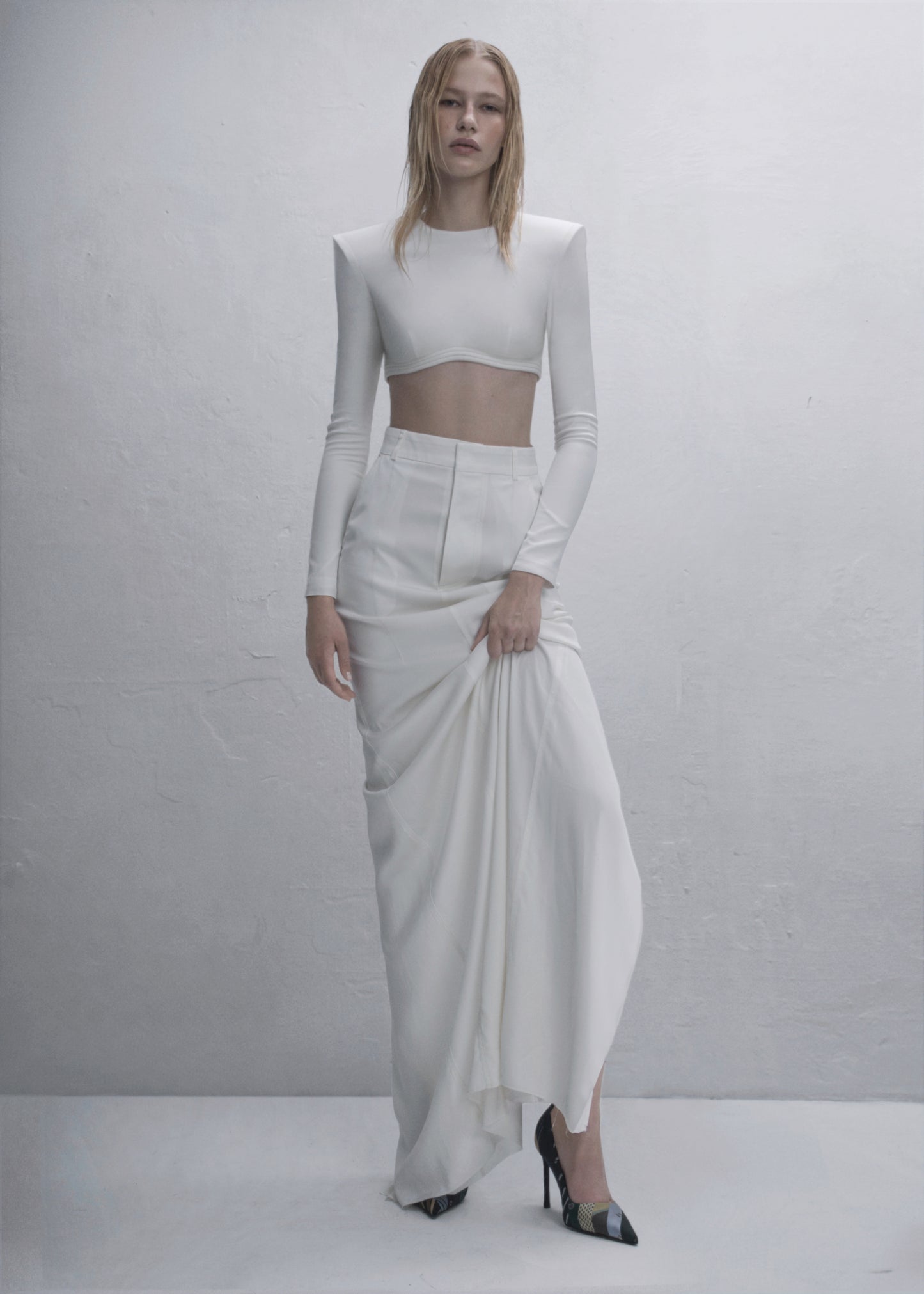 Crop bustier top with long sleeves