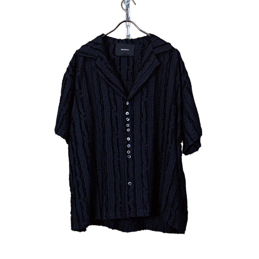 Textured short sleeves shirt black