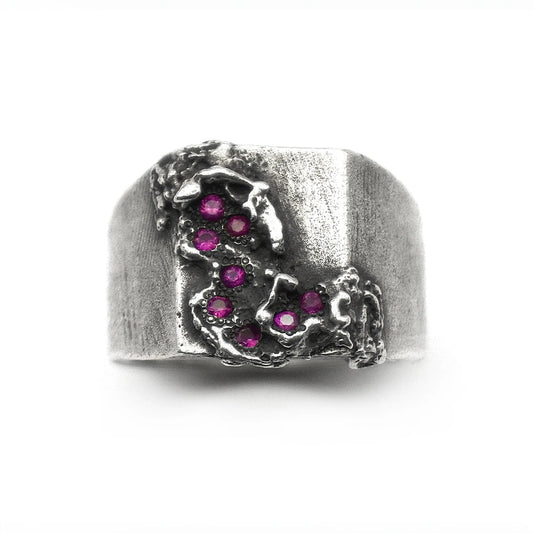 Burnt blossom ring