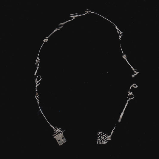 USB necklace