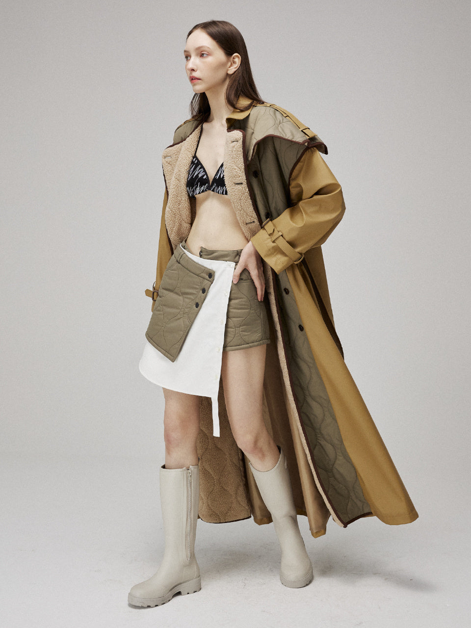 Quilting signature trench coat