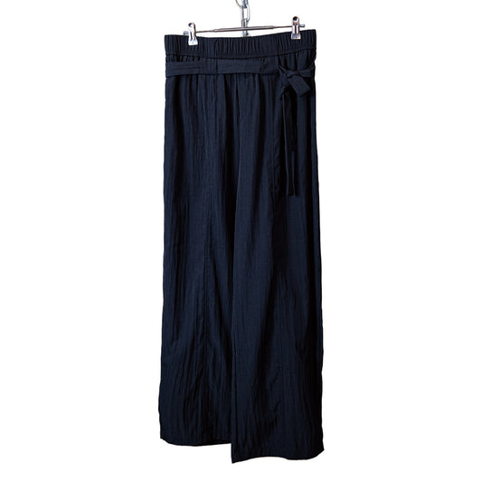 Asymmetric belted wide-leg trousers black