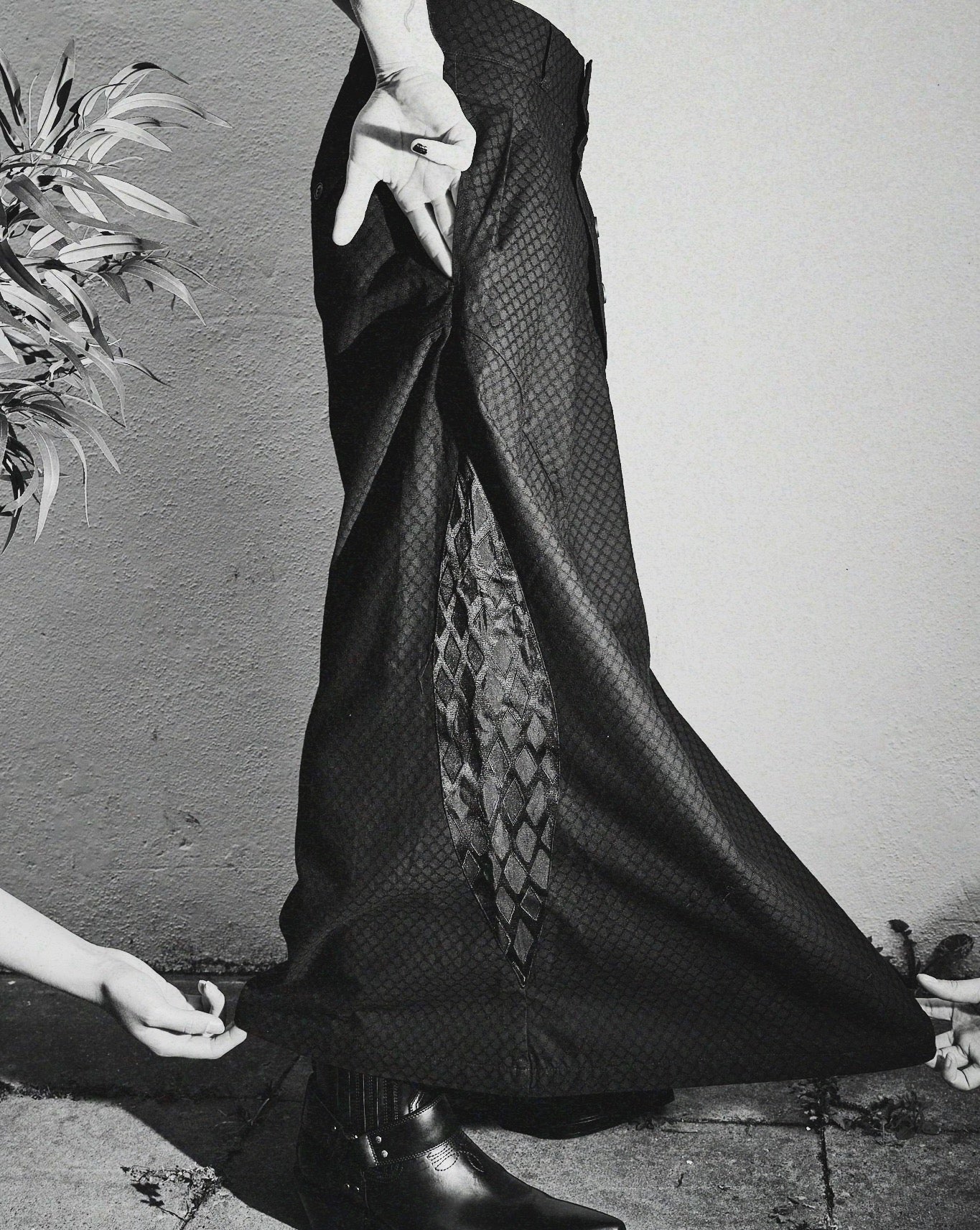 Schimitar-pleated wide cotton trousers