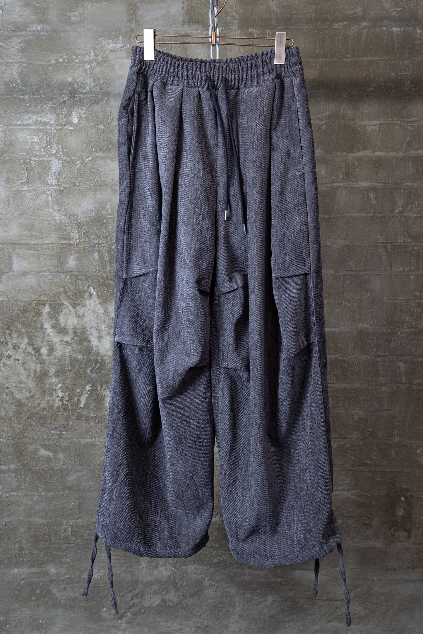 Drawstring hem balloon trousers grey