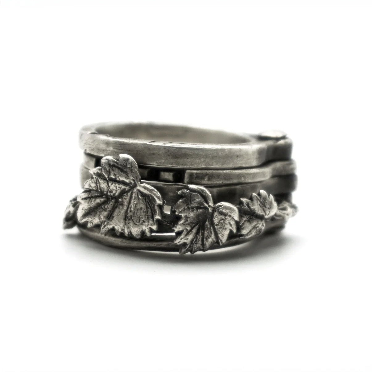 Ivy ring gauge ring