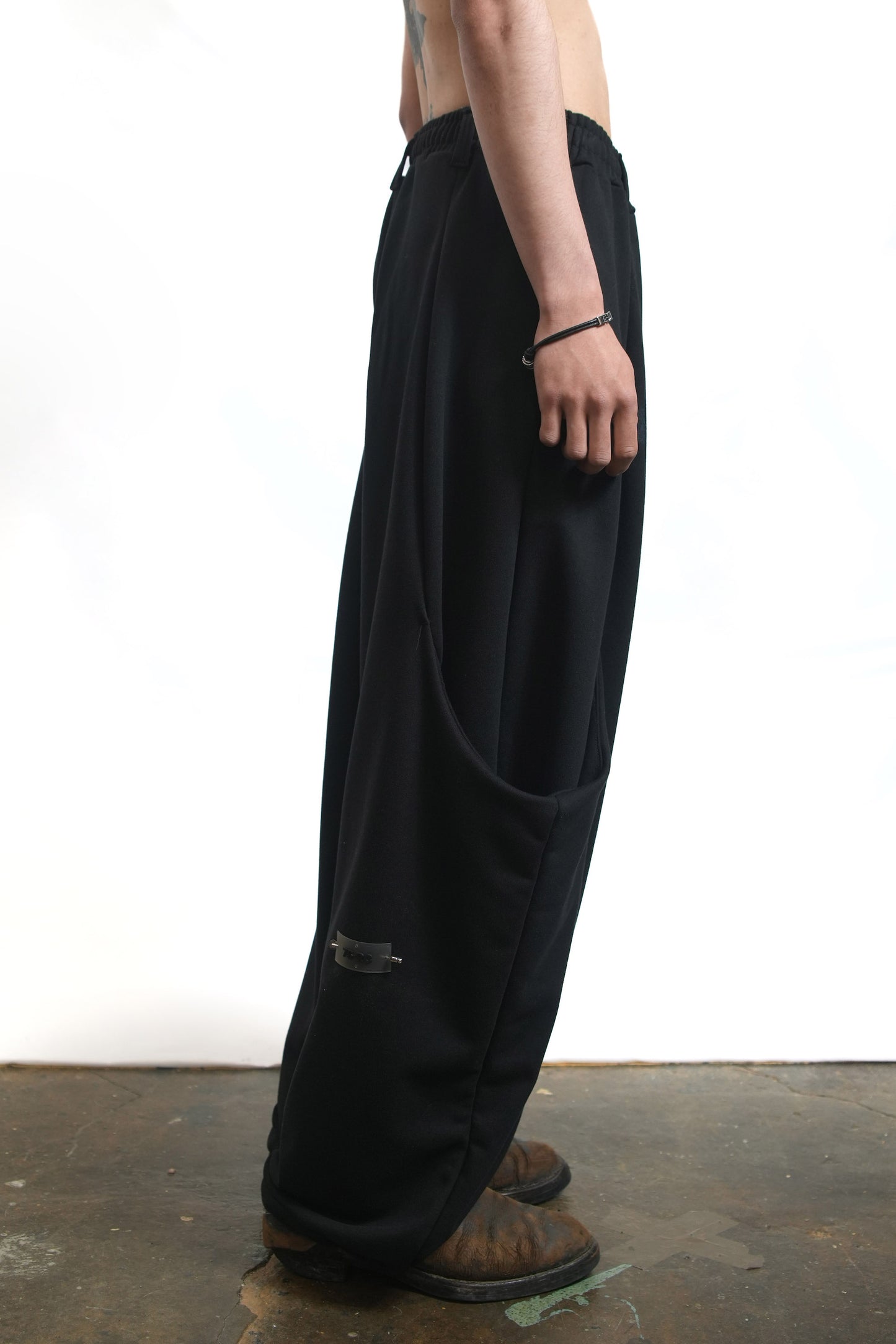 Sculpted Pocket Track Pants