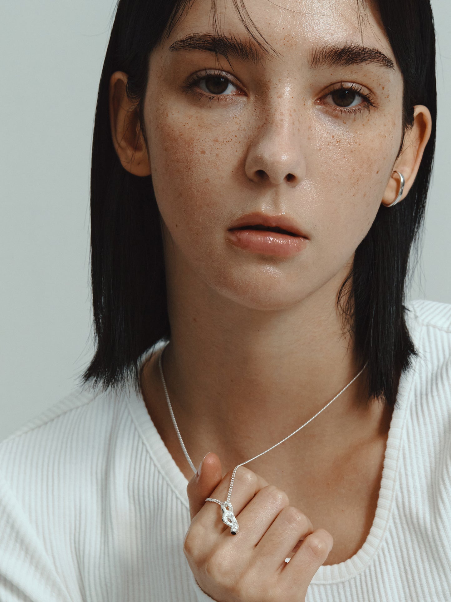 Black billow necklace