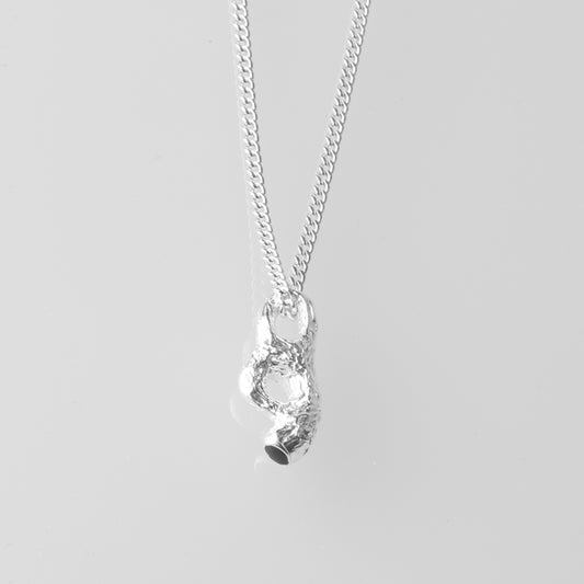 Black billow necklace
