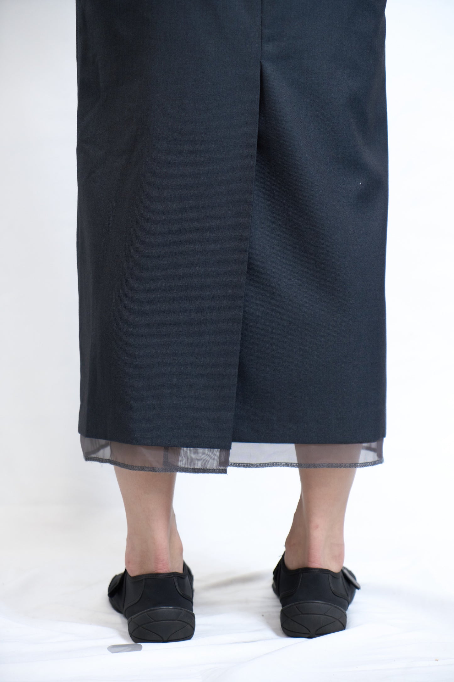 Two-Layer Sheer Hem Skirt Charcoal