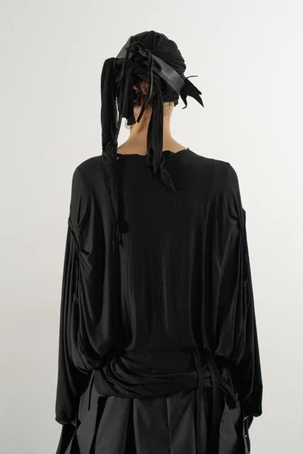 Destroyed pleated long sleeve top black