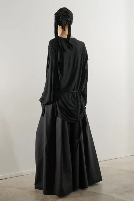 Pleated long sleeve black