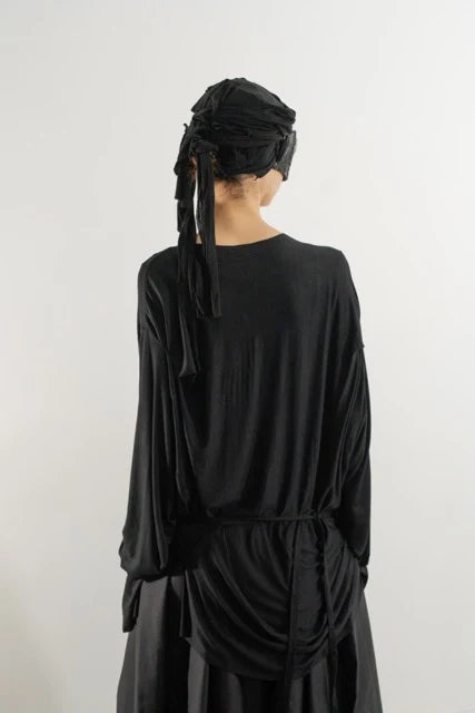 Pleated long sleeve black