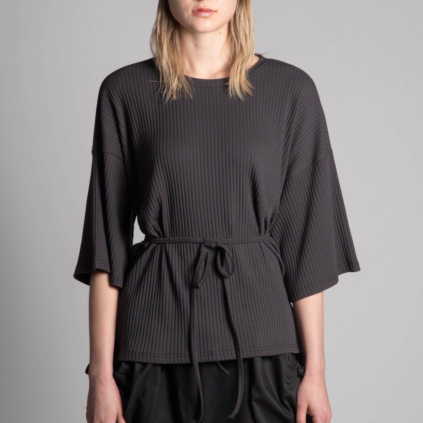 Dark grey ribbed wrap around half sleeves