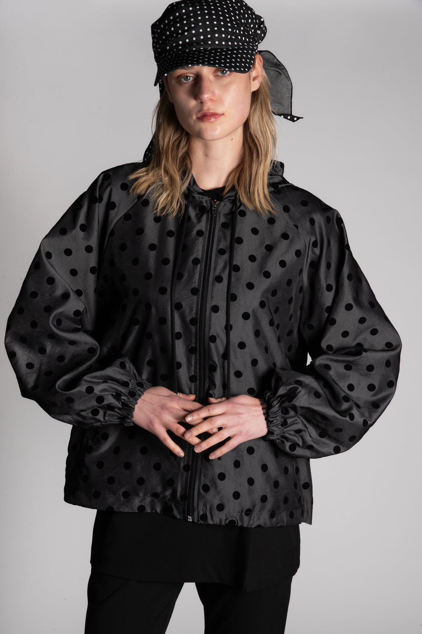 Dot hooded jacket