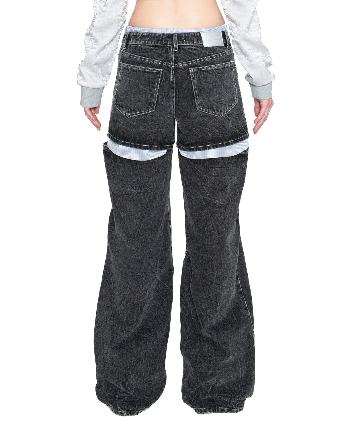 Wide open cut-out jeans