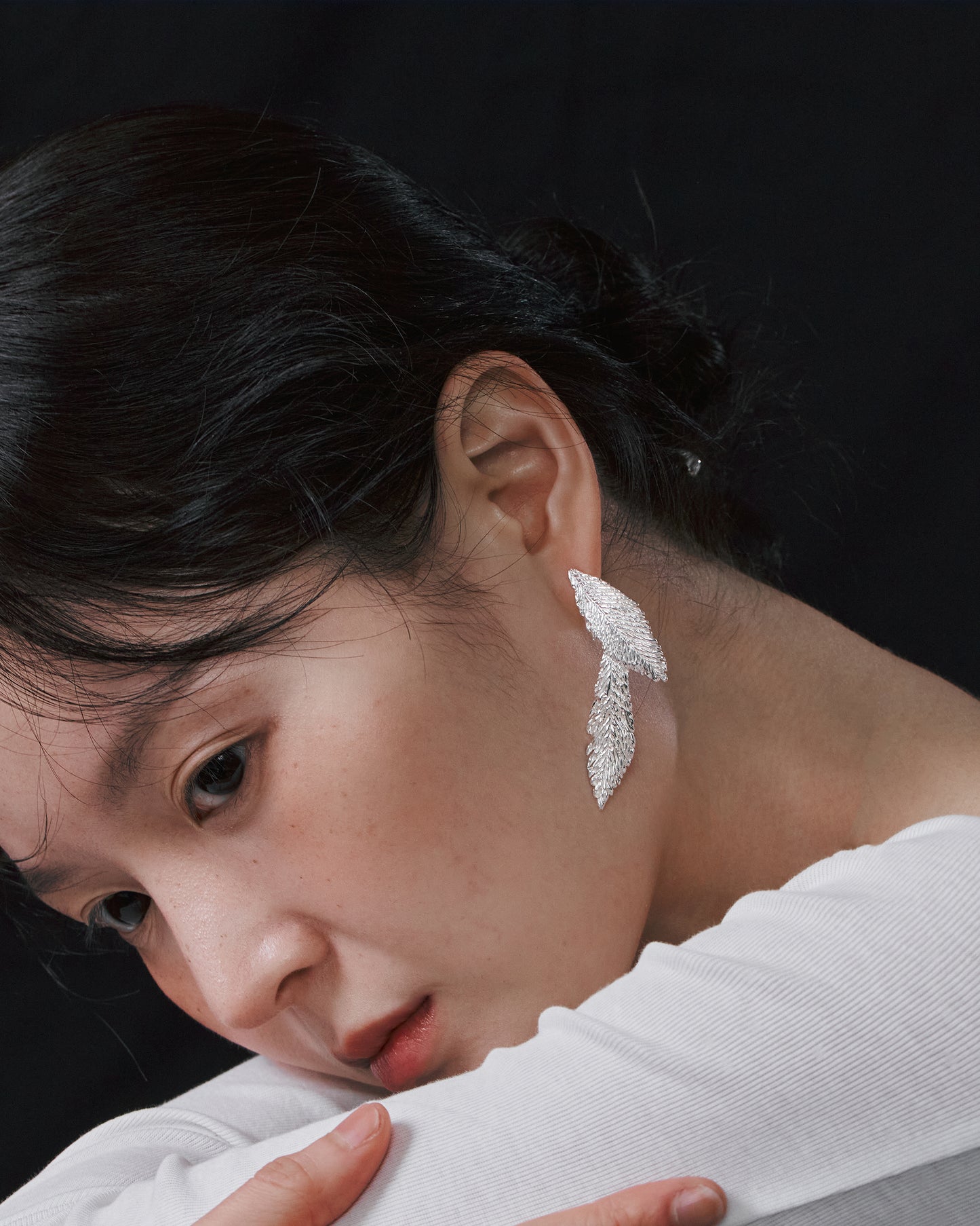 Feathers earrings (two)
