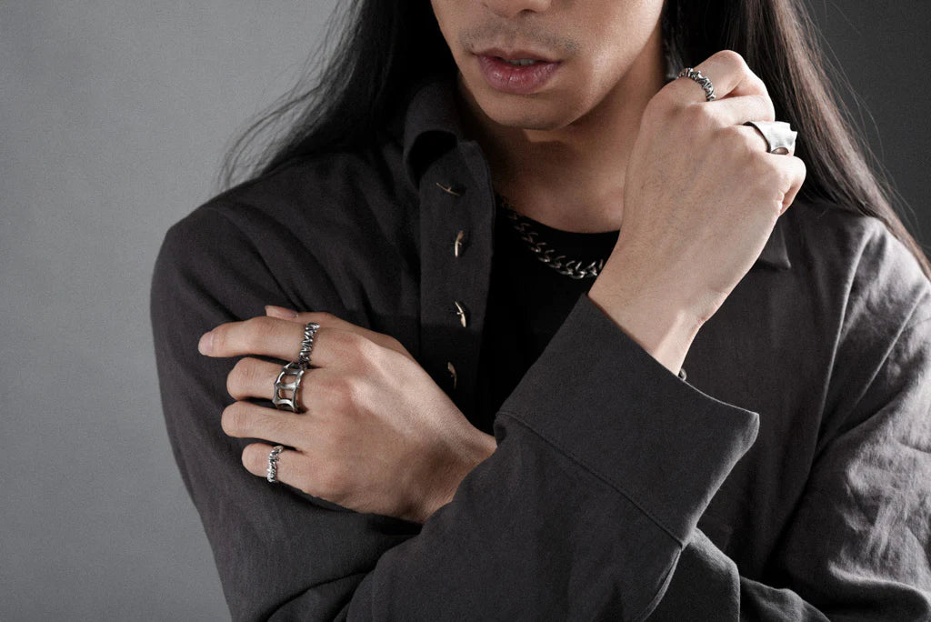 Cuspid ring