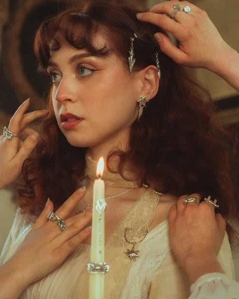 Kiki star brooch