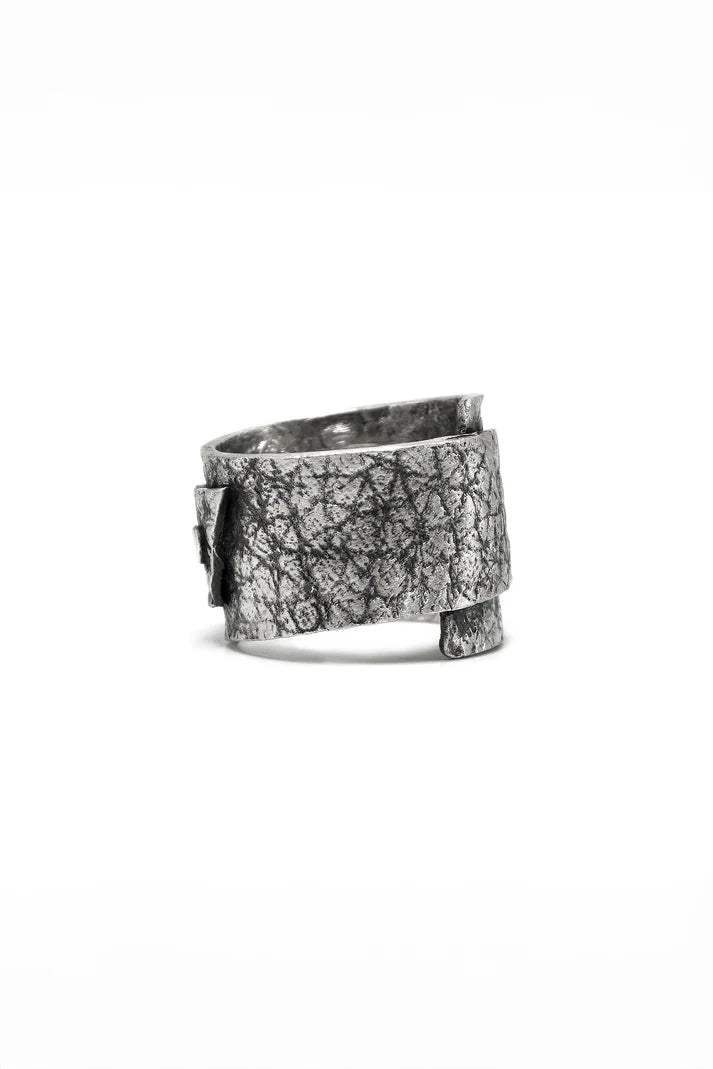 Leather wrap stud ring + diamond set