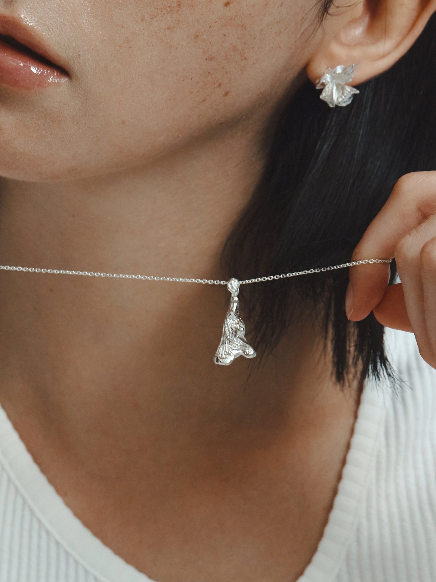 Ocean flower necklace