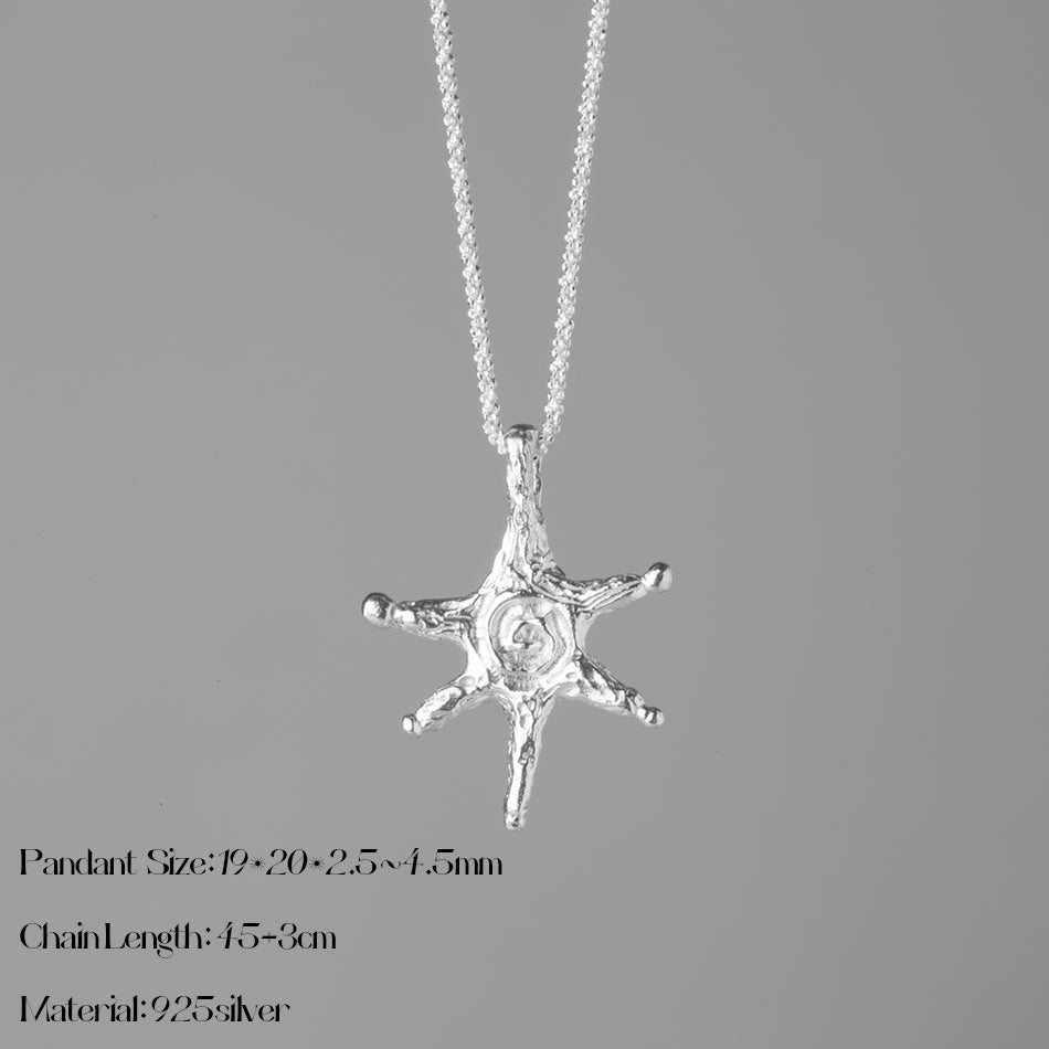 Ocean sparkling necklace