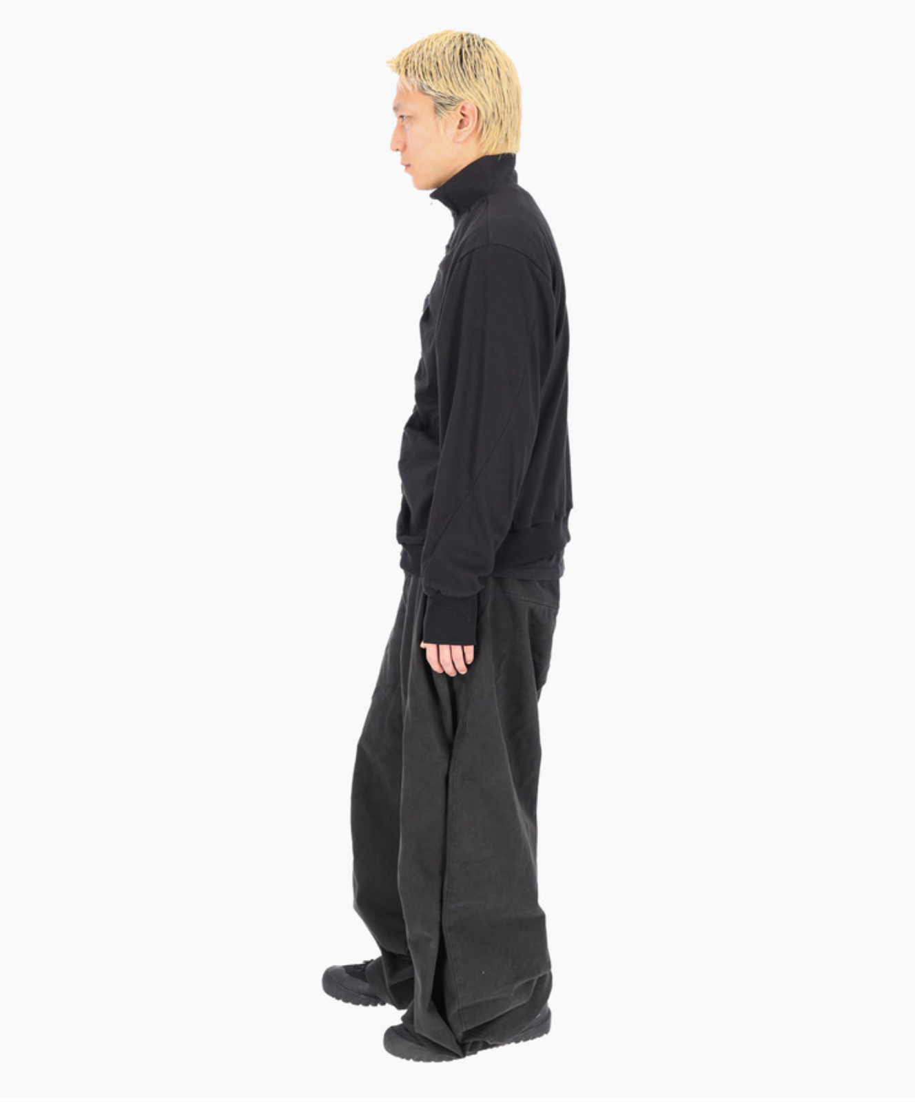 Roots Zip-up Black