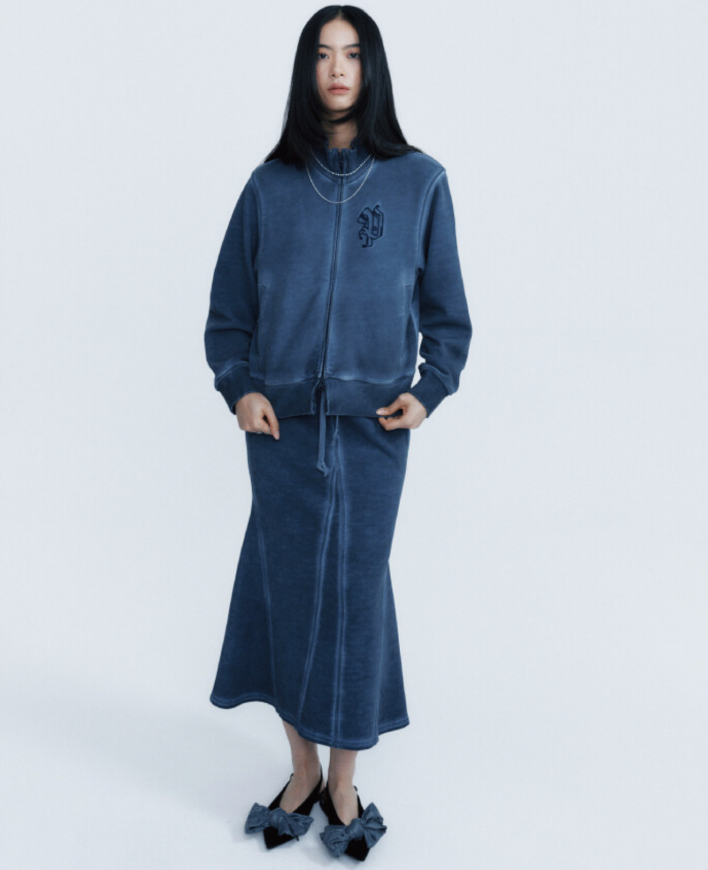 Signature luna garment washing skirt charcoal