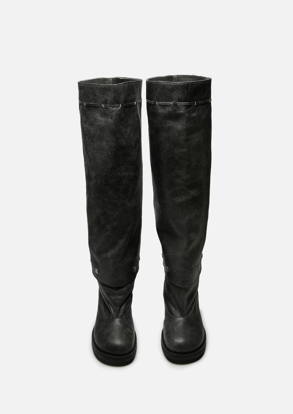 Heidi Button Boots / gray