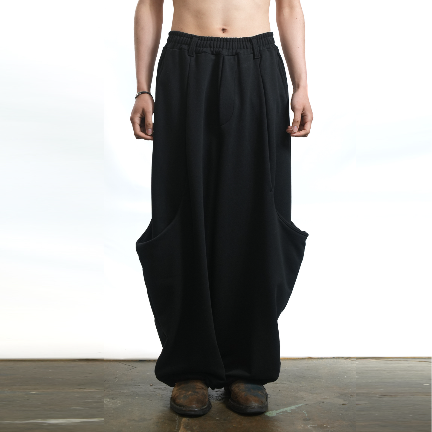 Sculpted Pocket Track Pants