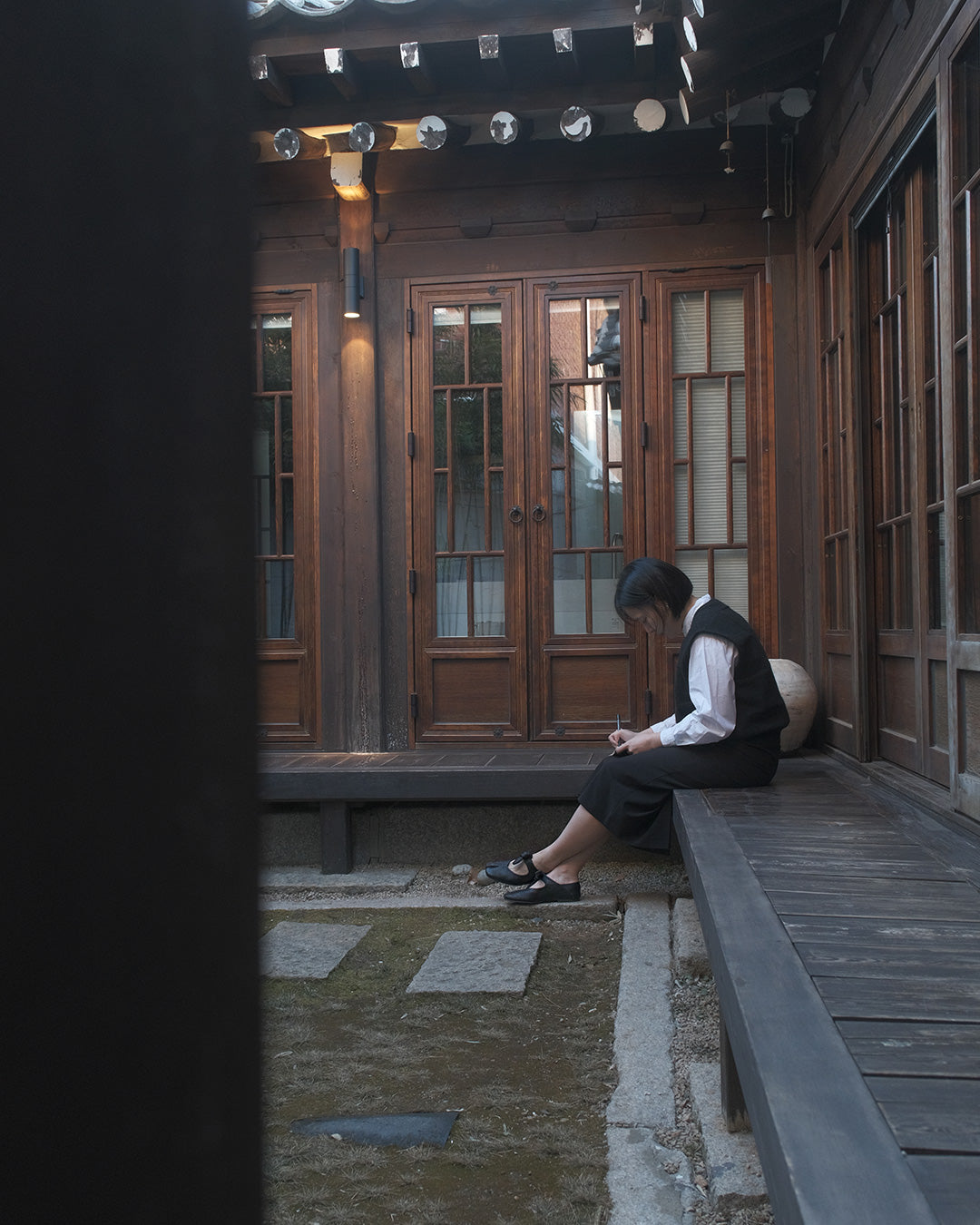 Maki lamb skin flats