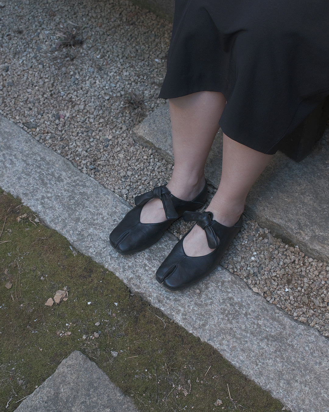 Maki lamb skin flats