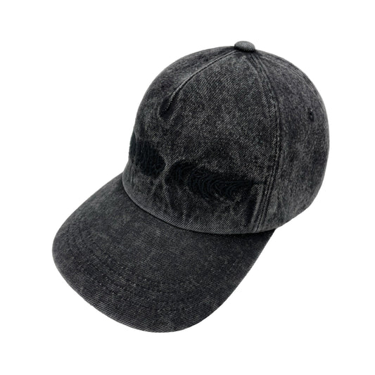Bluer lives in the rough cap black