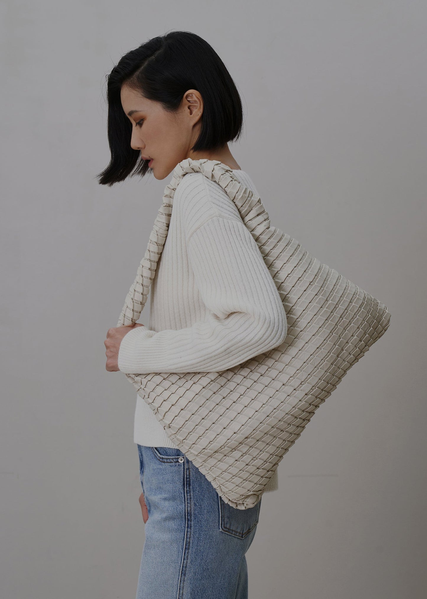 Textured Hobo Bag_Vanlla