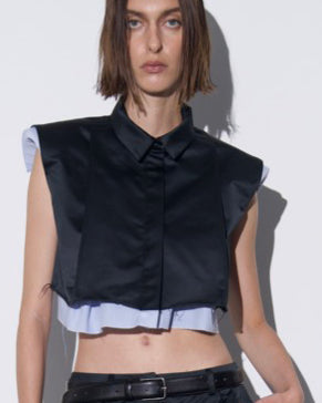 Cropped Shirt with a visible cotton linen